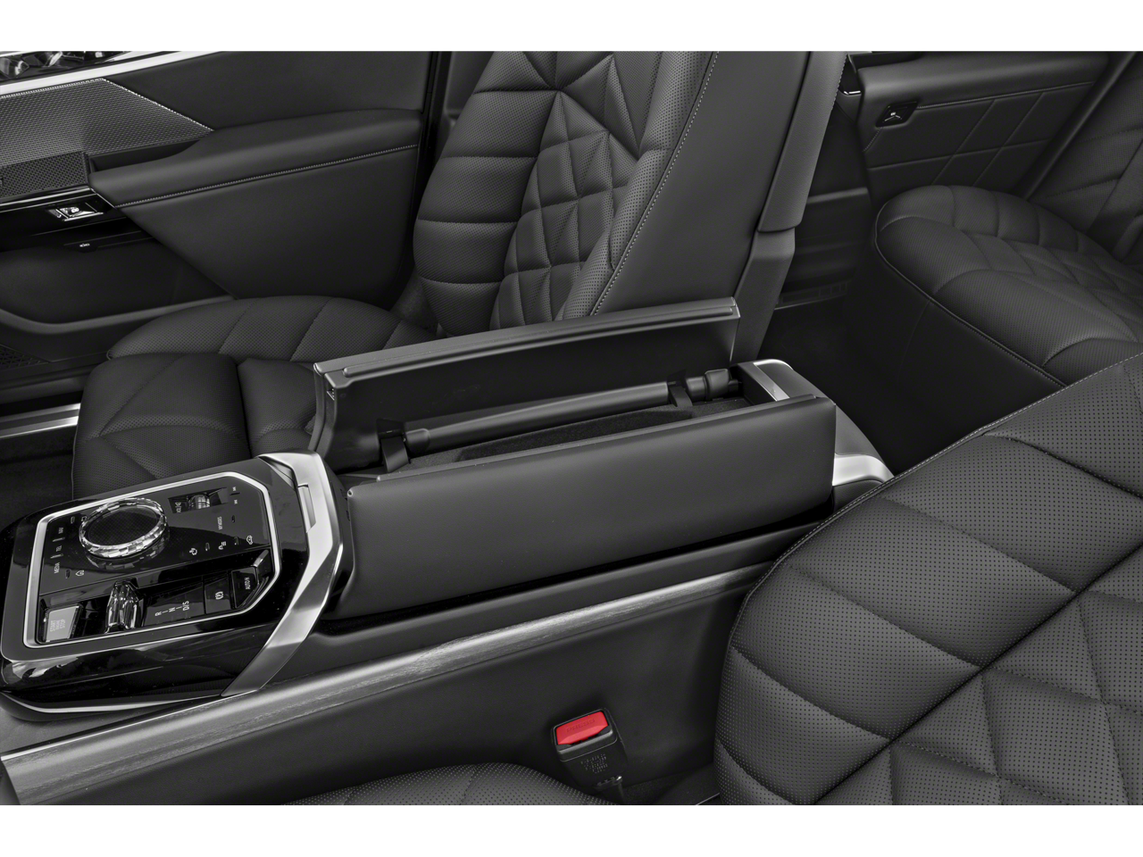 2025 BMW 740i xDrive