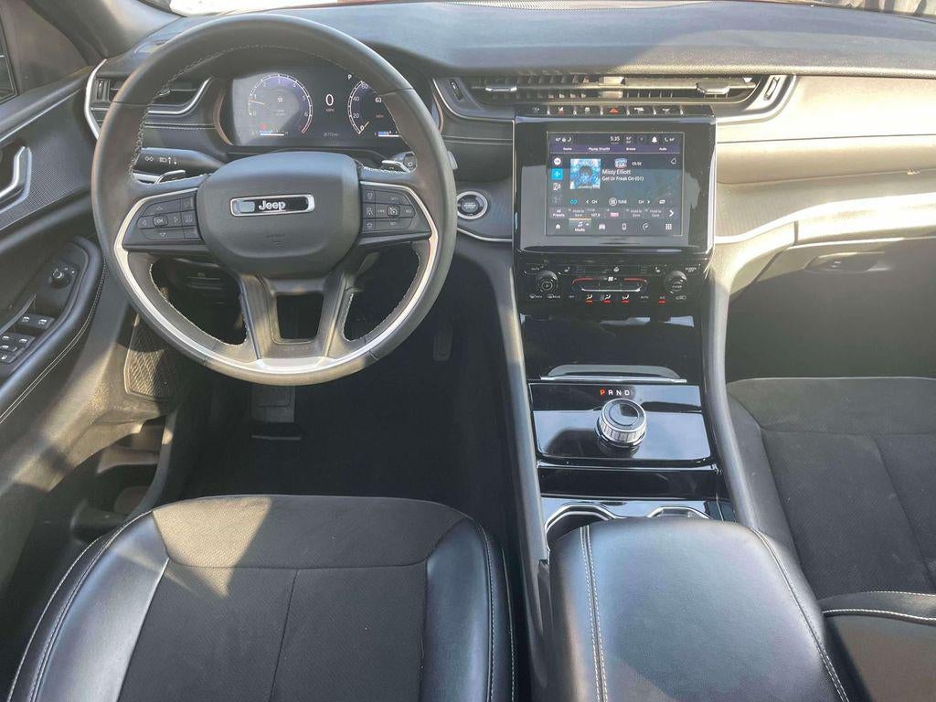 2023 Jeep Grand Cherokee L Altitude 4x4