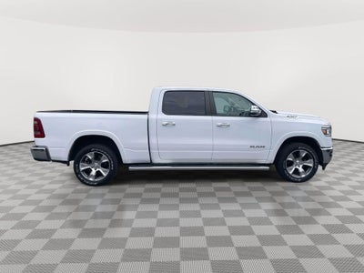 2020 RAM 1500 Laramie Crew Cab 4x4 64' Box