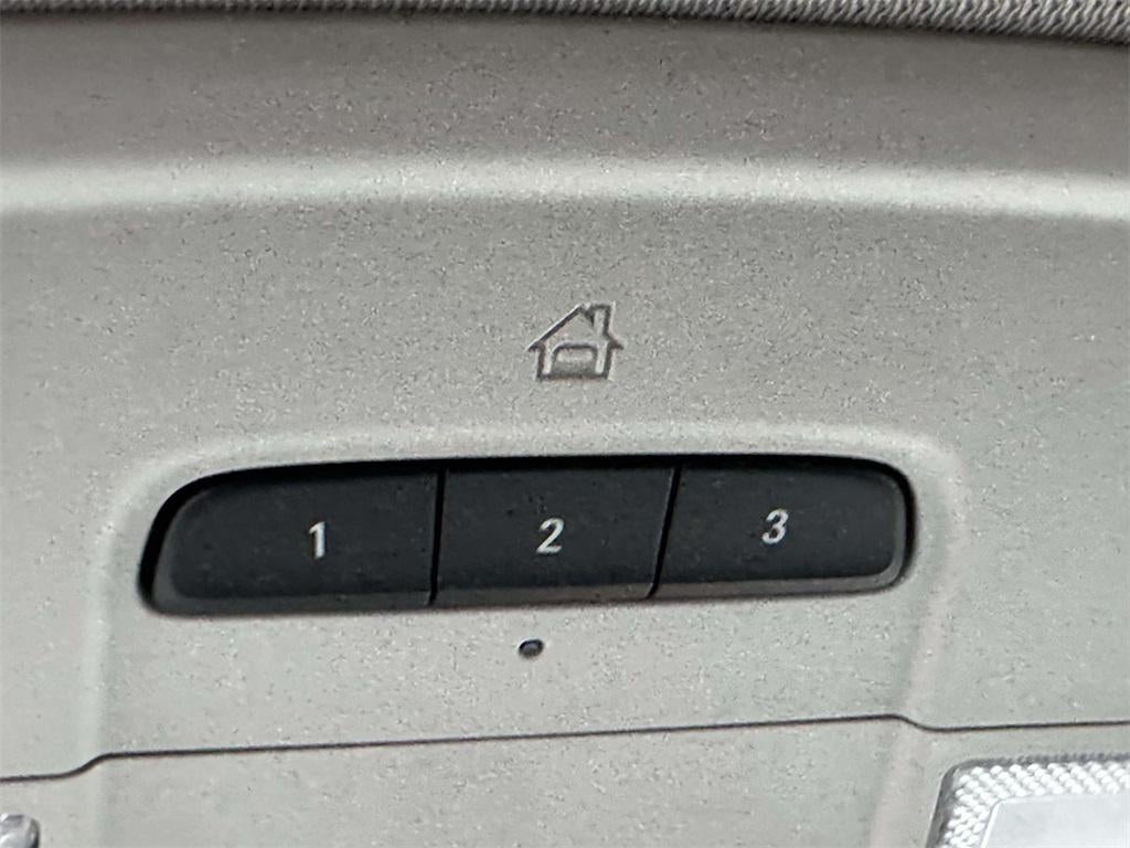 2021 Chevrolet Traverse AWD LT Cloth