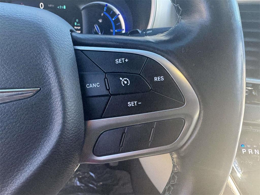 2019 Chrysler Pacifica Hybrid Touring L