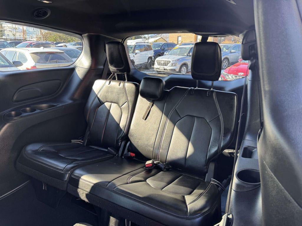 2024 Chrysler Pacifica Hybrid S Appearance Pkg