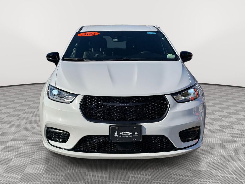 2024 Chrysler Pacifica Hybrid S Appearance Pkg