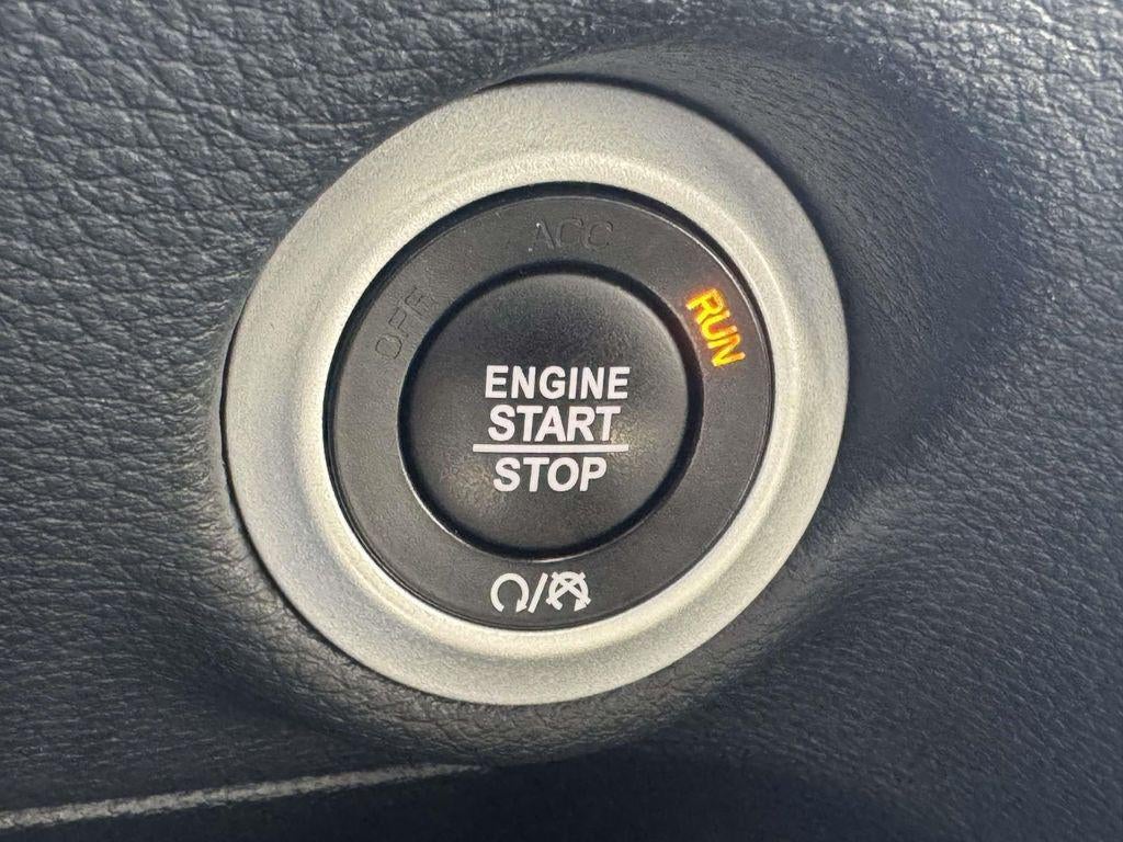 2024 Chrysler Pacifica Hybrid S Appearance Pkg