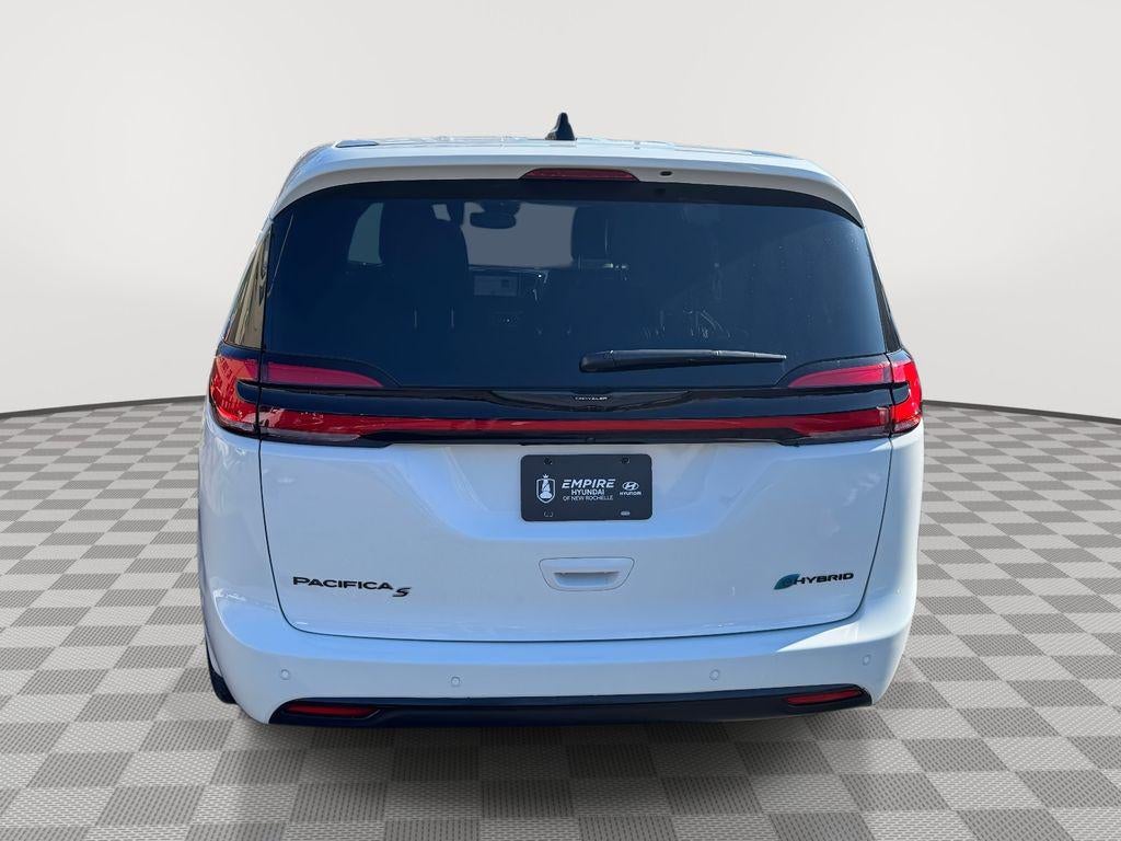 2024 Chrysler Pacifica Hybrid S Appearance Pkg