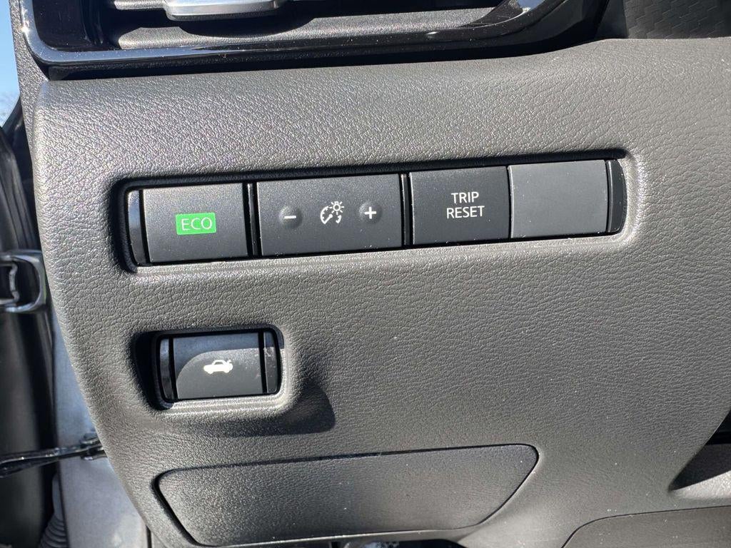 2022 Nissan Sentra SV Xtronic CVT