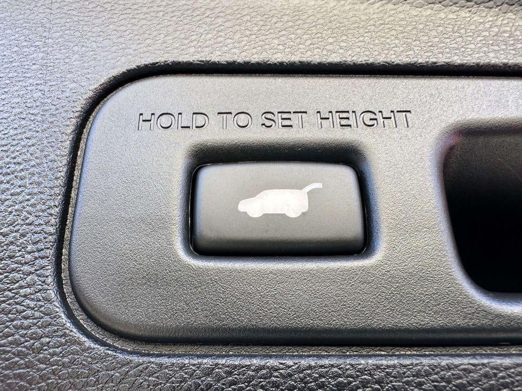 2023 Acura MDX Advance Package