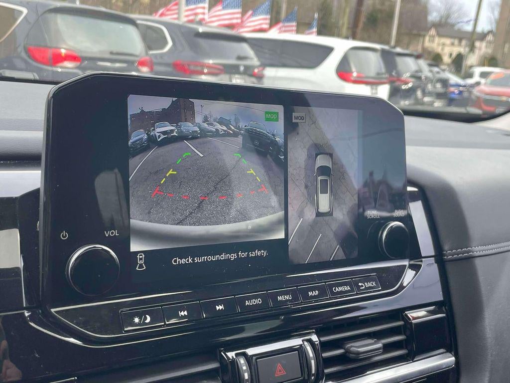 2023 Nissan Pathfinder Platinum 4WD