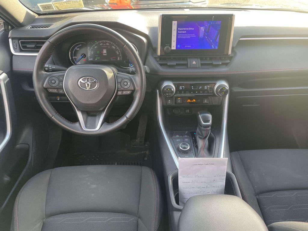 2024 Toyota RAV4 Prime SE