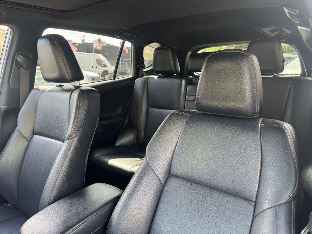 2018 Toyota RAV4 Híbrido SE