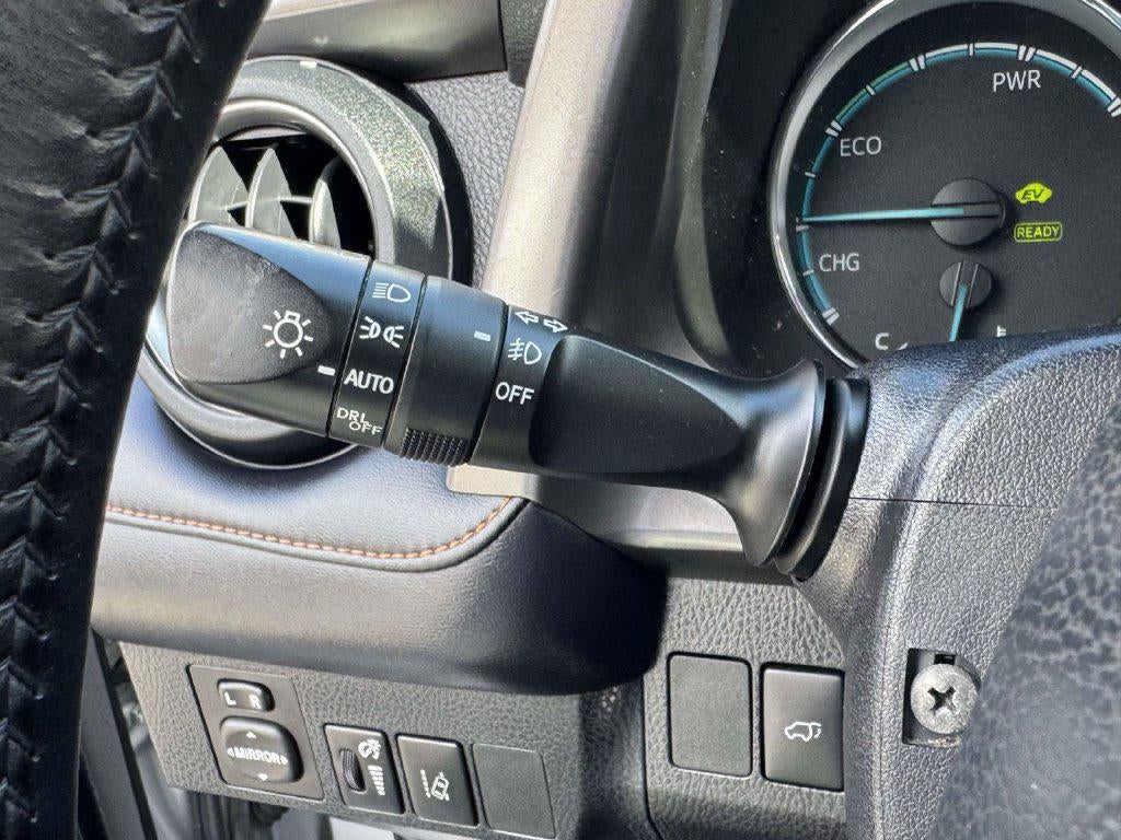 2018 Toyota RAV4 Híbrido SE