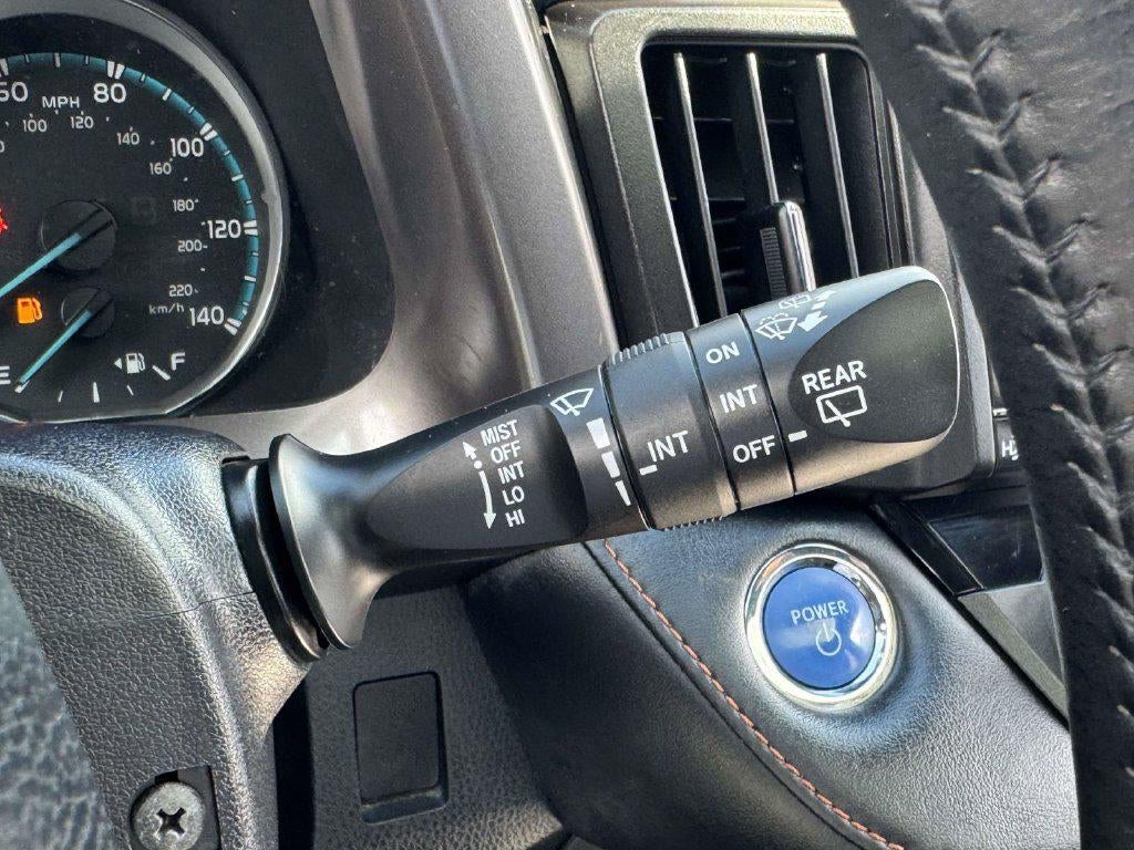 2018 Toyota RAV4 Híbrido SE