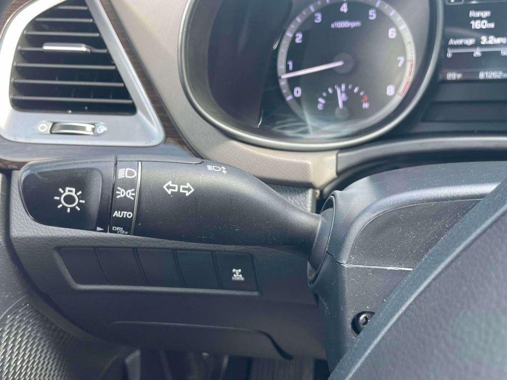 2017 Hyundai Santa Fe SE