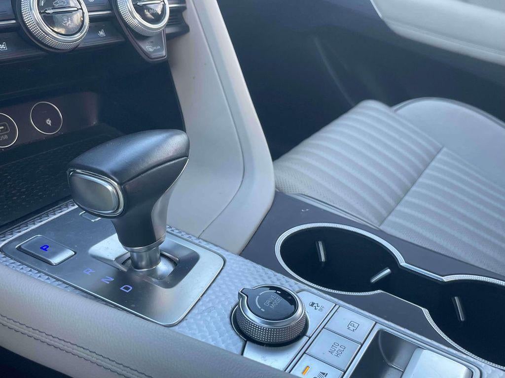 2023 Genesis G70 2.0T AWD