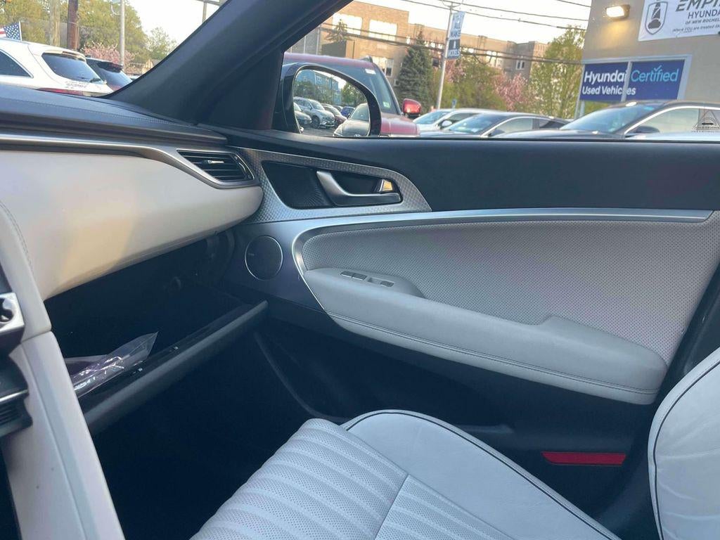 2023 Genesis G70 2.0T AWD