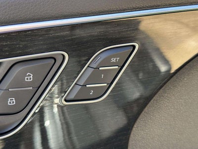 2023 Audi Q8 Premium Plus 55 TFSI quattro Tiptronic