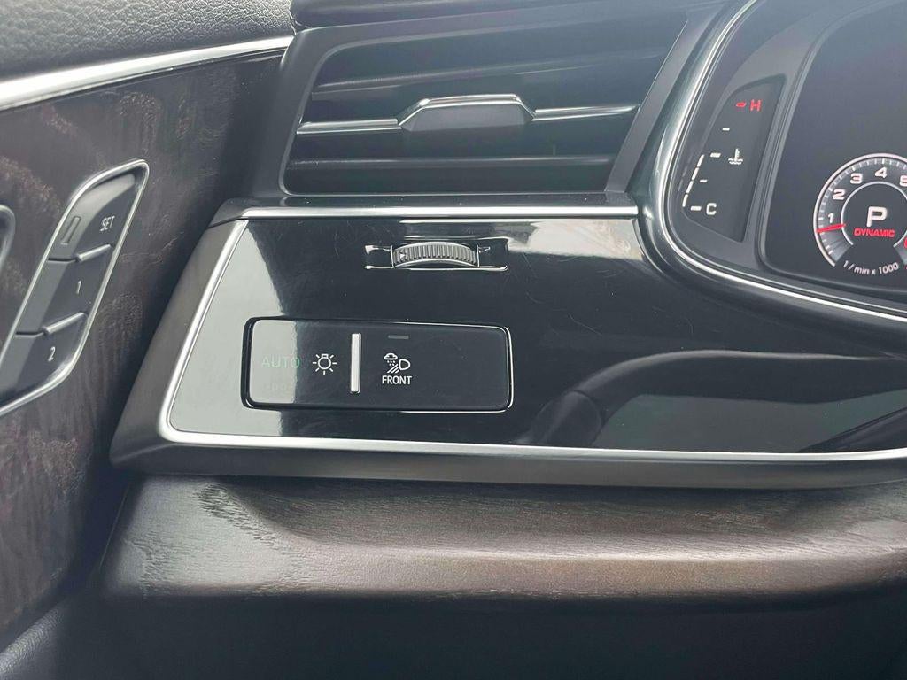 2019 Audi Q8 55 Premium