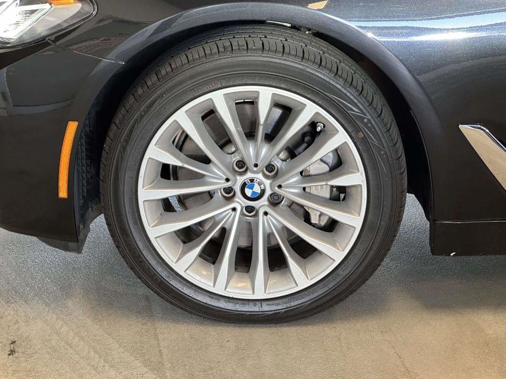 2023 BMW 530 i xDrive