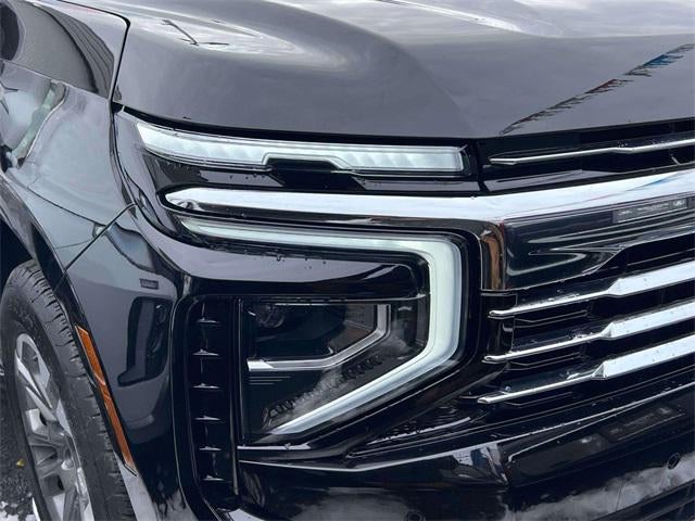 2025 Chevrolet Suburban LT