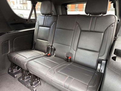 2025 Chevrolet Suburban RST