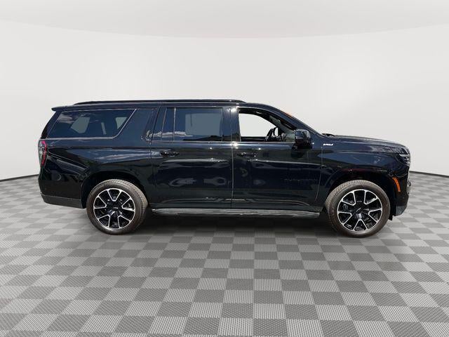 2025 Chevrolet Suburban RST