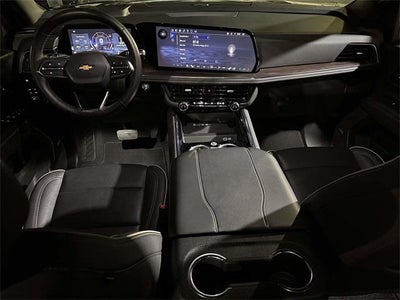 2025 Chevrolet Suburban 4WD Premier