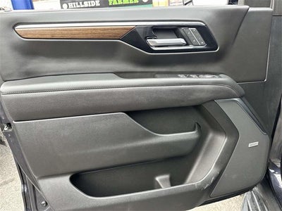 2025 Chevrolet Suburban High Country