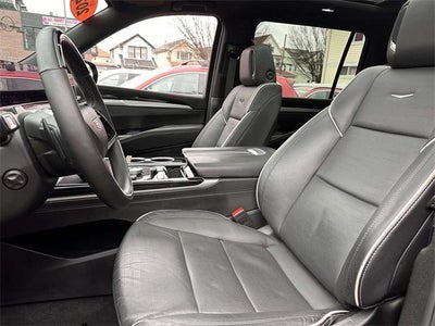 2025 Cadillac Escalade ESV Sport