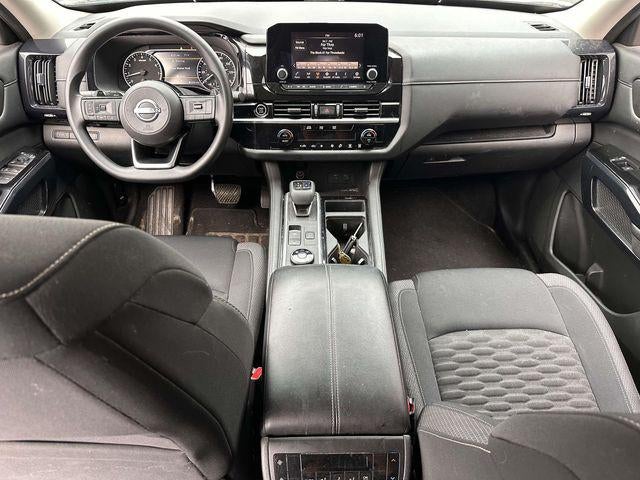 2022 Nissan Pathfinder S
