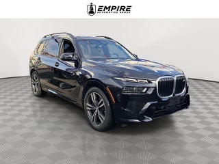 2023 BMW X7 M60i