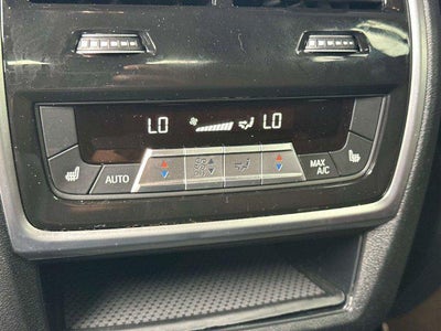 2024 BMW X6 xDrive40i