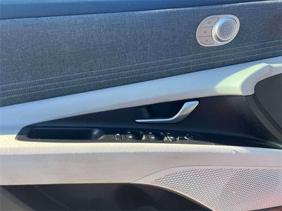 2023 Hyundai Elantra Hybrid Limited