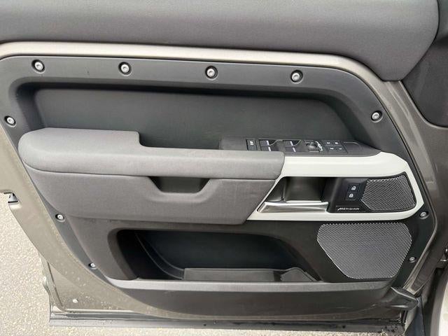 2023 Land Rover Defender S
