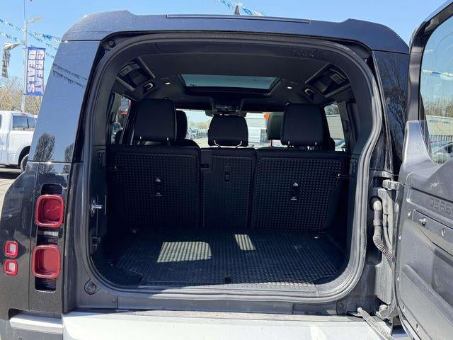 2025 Land Rover Defender 110 S