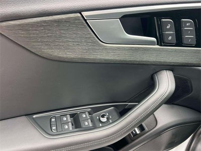 2024 Audi A4 Premium Plus 45 TFSI S line quattro S tronic