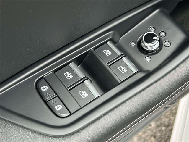 2024 Audi A4 Premium Plus 45 TFSI S line quattro S tronic