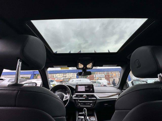 2022 BMW 530 530i xDrive