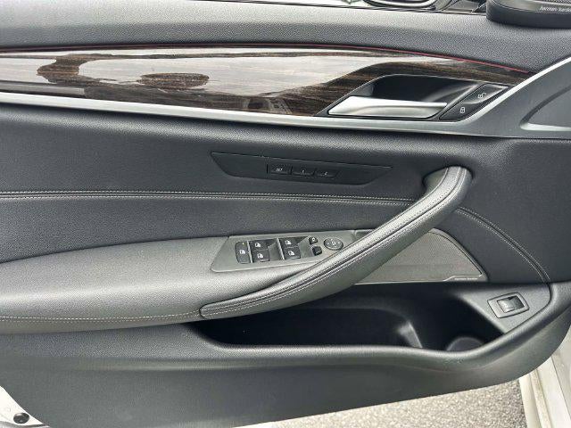2022 BMW 530 530i xDrive