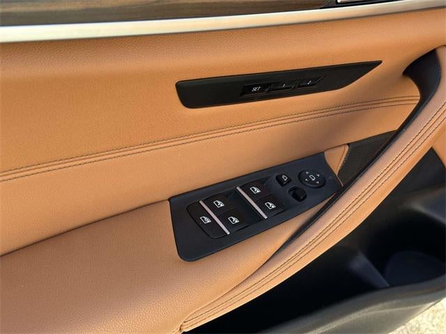 2023 BMW 530 i xDrive