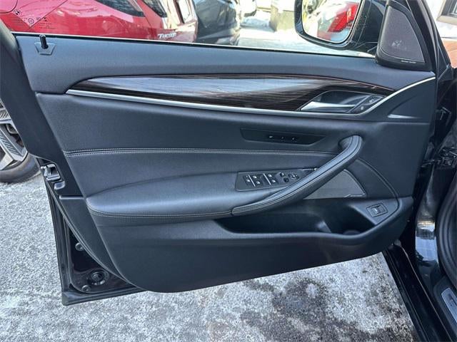 2023 BMW 530 i xDrive