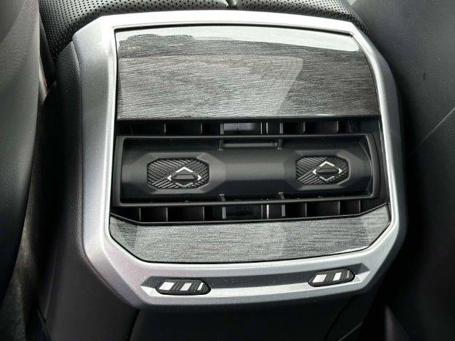2023 BMW 760 760i xDrive