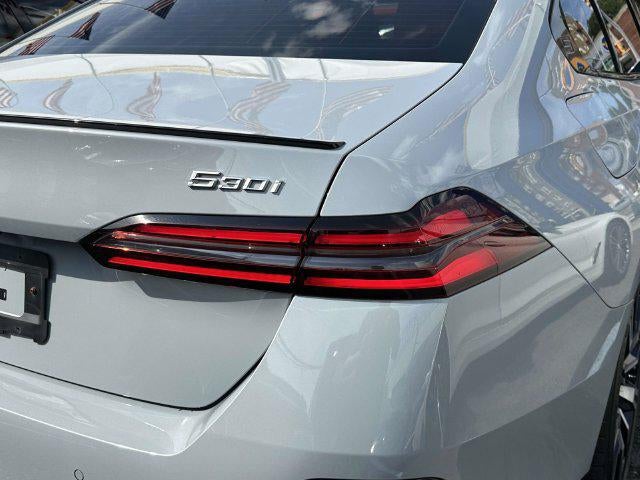 2024 BMW 530i 530i xDrive