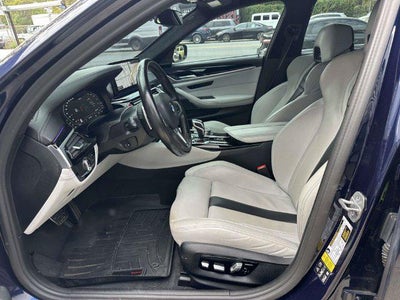 2023 BMW M5 Sedan