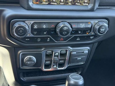 2021 Jeep Gladiador Overland 4x4