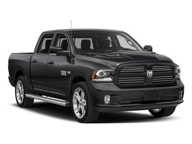 2017 RAM 1500 Night Crew Cab 4x4 57' Box