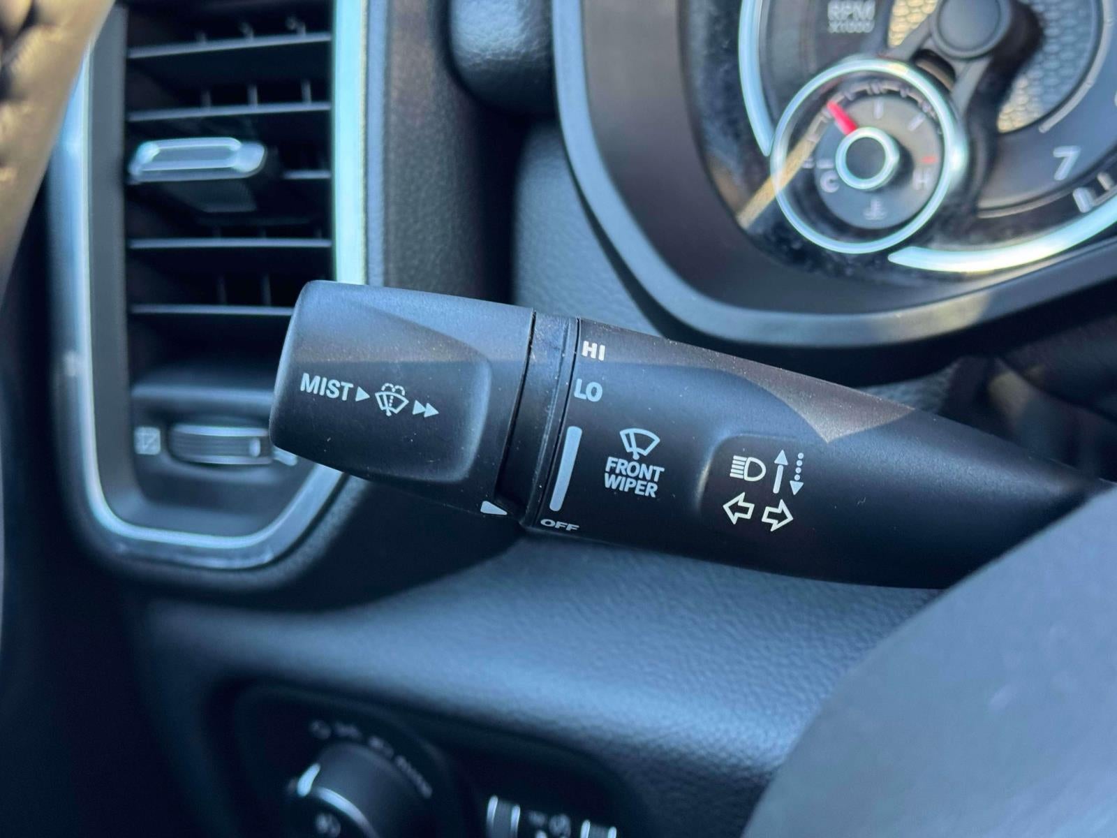 2021 RAM 1500 Laramie Crew Cab 4x4 57' Box