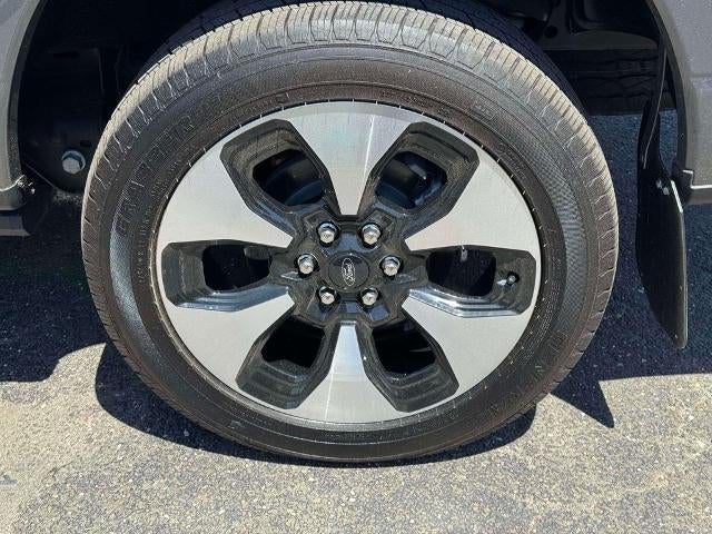 2025 Ford F-150 Lightning Platinum
