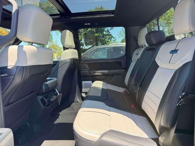 2025 Ford F-150 Lightning Platinum