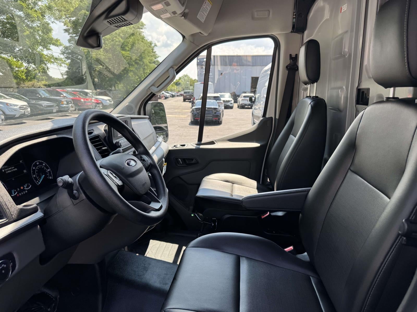 2025 Ford Transit-250 Cargo Base
