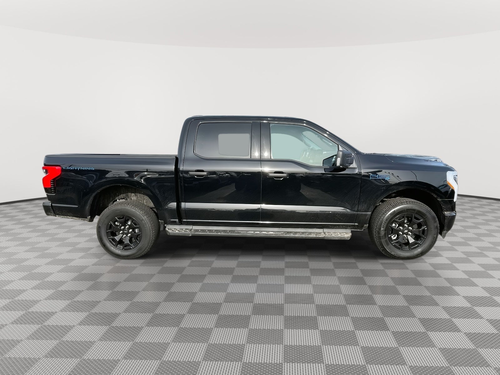 2025 Ford F-150 Lightning XLT